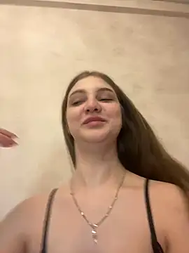 Snapshot of MollyDolle chatting on December 25, 2:02 pm MollyDolle online show from December 25, 2:02 pm