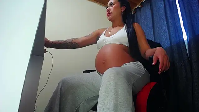 mistress aryya online show from January 16, 3:35 pm