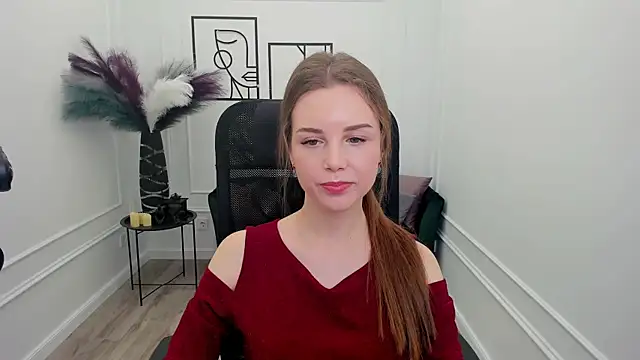 Snapshot of MileyWings chatting on November 30, 12:42 pm MileyWings online show from November 30, 12:42 pm