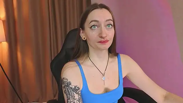 ShiroHeby online show from December 19, 1:18 pm