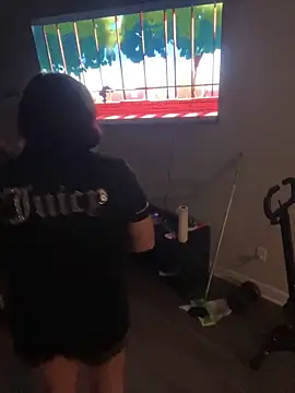 ThicBunz online show from March 6, 2:09 am