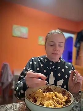 Piinkpandora online show from March 4, 8:59 pm