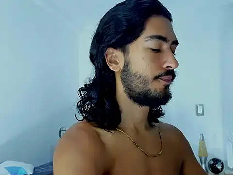 Snapshot of david__johnson372 chatting on December 3, 10:57 am david johnson372 online show from December 3, 10:57 am