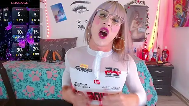 saritha cute  online show from November 25, 6:30 pm