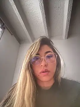 Snapshot of Khalyk_G chatting on November 9, 12:58 pm Khalyk G online show from November 9, 12:58 pm