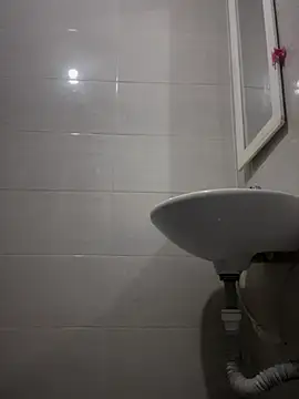 Snapshot of Khalyk_G chatting on November 16, 1:22 am Khalyk G online show from November 16, 1:22 am