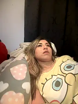 Snapshot of Khalyk_G chatting on December 4, 6:55 am Khalyk G online show from December 4, 6:55 am