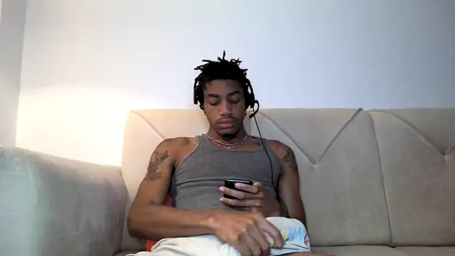 Skinnyblackman online show from November 11, 1:38 am