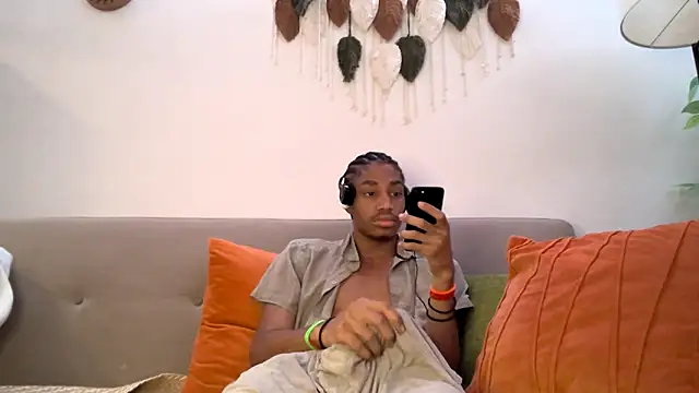 Skinnyblackman online show from February 22, 5:08 am