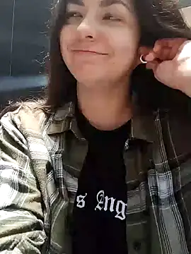 Snapshot of Alicia_Hot1 chatting on December 3, 10:50 am Alicia Hot1 online show from December 3, 10:50 am