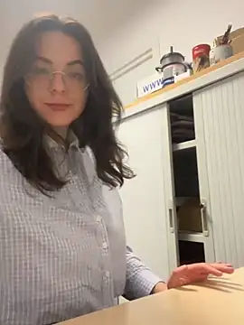 Snapshot of Alicia_Hot1 chatting on March 10, 6:34 pm Alicia Hot1 online show from March 10, 6:34 pm