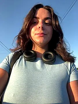 Snapshot of Alicia_Hot1 chatting on September 17, 6:48 am Alicia Hot1 online show from September 17, 6:48 am