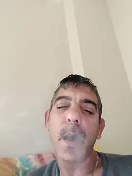 Snapshot of Egemen2245 chatting on November 23, 10:37 am Egemen2245 online show from November 23, 10:37 am