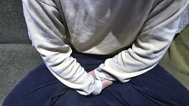 Snapshot of atom0407 chatting on January 3, 3:22 pm atom0407 online show from January 3, 3:22 pm