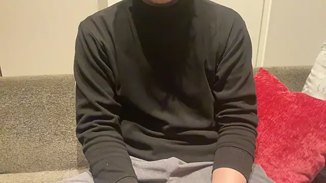 Snapshot of atom0407 chatting on February 10, 4:04 pm atom0407 online show from February 10, 4:04 pm