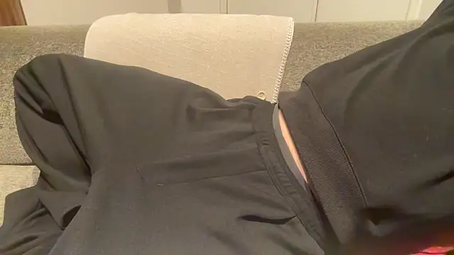 Snapshot of atom0407 chatting on February 28, 4:42 pm atom0407 online show from February 28, 4:42 pm