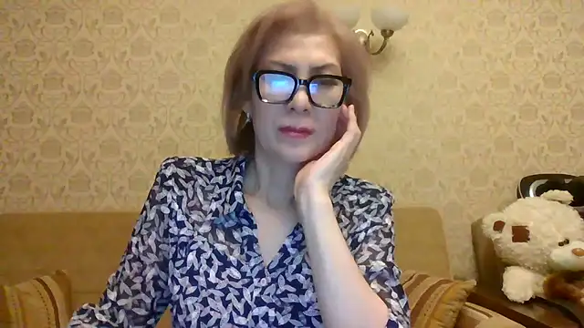 Elegant00Lady online show from May 31, 6:09 pm