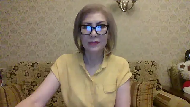 Elegant00Lady online show from July 28, 4:39 pm