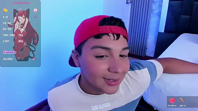 Snapshot of Seductivo_jr chatting on January 30, 8:32 am Seductivo jr online show from January 30, 8:32 am