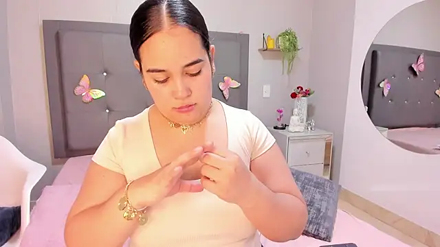 emma lye online show from July 29, 7:01 pm