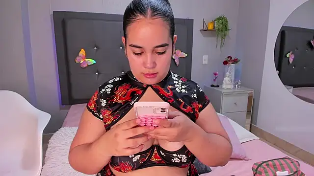 emma lye online show from August 2, 4:38 pm