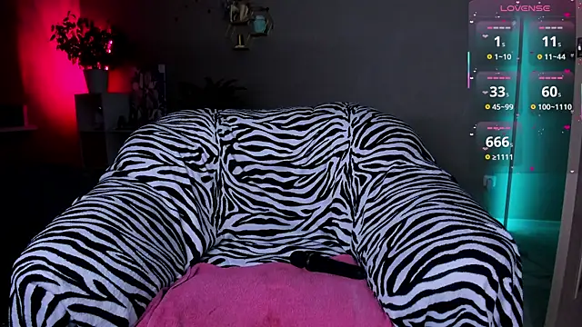 Tanya Acid online show from February 16, 5:15 am