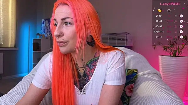 Tanya Acid online show from May 3, 4:51 am