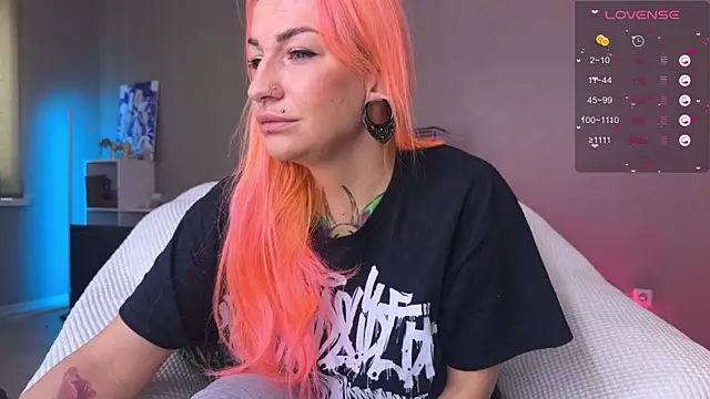 Tanya Acid online show from May 11, 4:26 pm