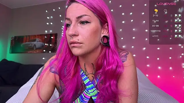 Tanya Acid online show from July 3, 7:26 am