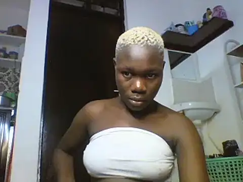 sexyqueen02 online show from March 18, 2:36 am