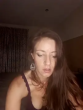 Missmesexycouple69 online show from March 18, 7:06 pm