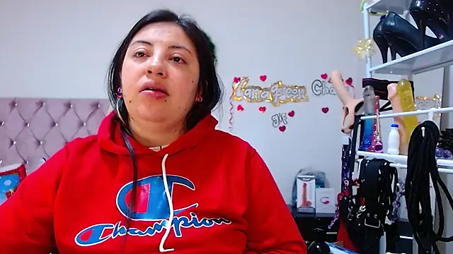 lanaqueen699 online show from December 15, 12:31 pm