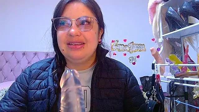 lanaqueen699 online show from July 6, 12:13 pm