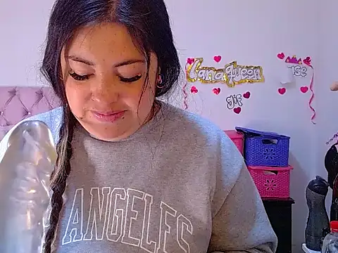 lanaqueen699 online show from July 21, 12:18 pm