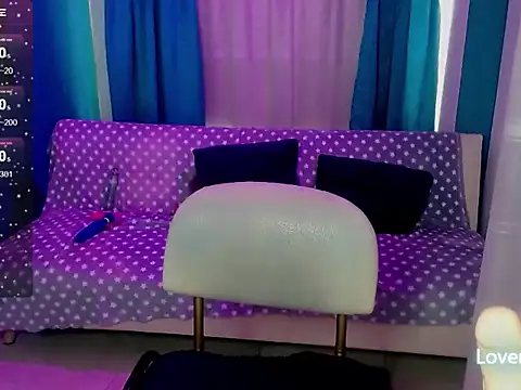 Snapshot of Hi_Marceline chatting on March 3, 5:50 pm Hi Marceline online show from March 3, 5:50 pm