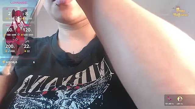 Snapshot of april_bunnyy chatting on October 27, 8:57 pm april bunnyy online show from October 27, 8:57 pm