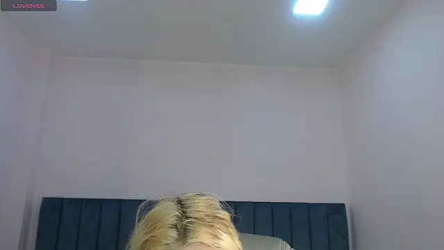 april bunnyy online show from May 13, 8:27 pm
