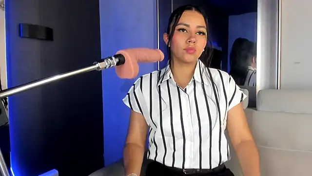 Larabrooks online show from July 31, 7:13 pm