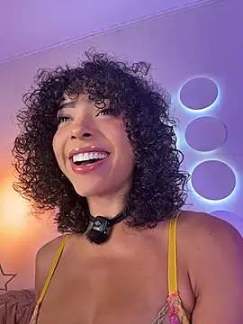 OSHUN  online show from February 8, 7:45 am