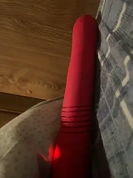 Snapshot of Nicky-98 chatting on February 1, 11:48 pm Nicky-98 online show from February 1, 11:48 pm