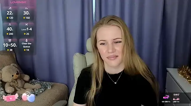 Snapshot of IsabelAllen chatting on December 14, 8:13 am IsabelAllen online show from December 14, 8:13 am