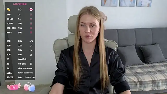 IsabelAllen online show from March 11, 9:59 am