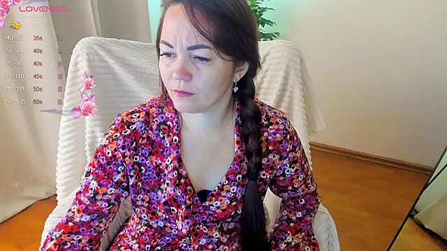Snapshot of VanessaSmuth chatting on September 23, 1:41 am VanessaSmuth online show from September 23, 1:41 am