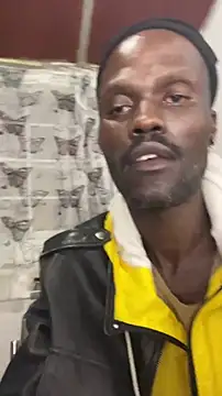 BringBackLostLover online show from April 12, 5:29 pm