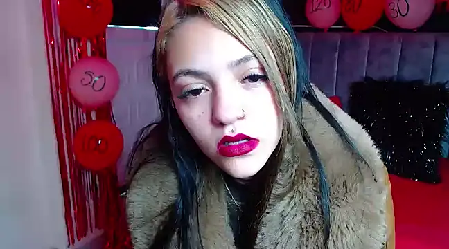 Violettasquirt online show from February 18, 2:38 pm