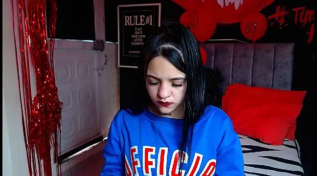 Violettasquirt online show from March 11, 3:34 pm