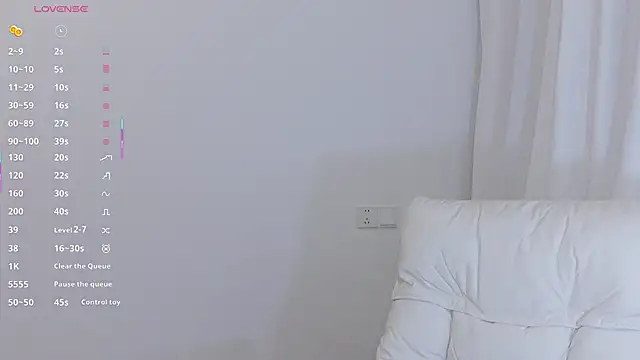 Snapshot of Hazel-11 chatting on March 7, 3:39 pm Hazel-11 online show from March 7, 3:39 pm