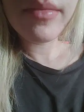 Linda 999 online show from March 13, 9:10 am