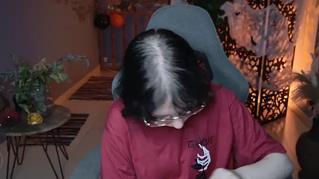 Snapshot of NancyMartinez chatting on October 22, 5:08 am NancyMartinez online show from October 22, 5:08 am