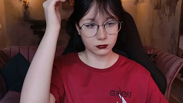 Snapshot of NancyMartinez chatting on November 6, 9:10 am NancyMartinez online show from November 6, 9:10 am